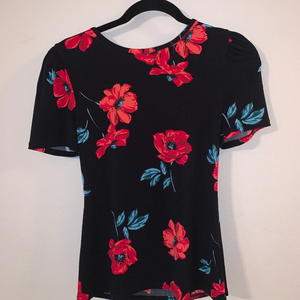 Puff Shoulder Crew Neck Tee
